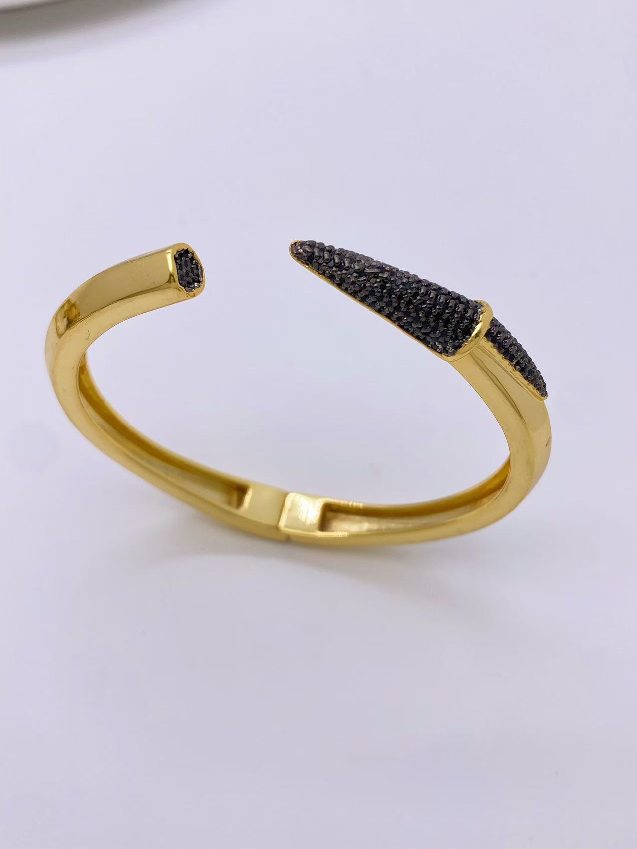 All Seasons Season Wholesale Jewelry IG Style Geometric Copper Zircon 18K Gold Plated Inlay Bangle