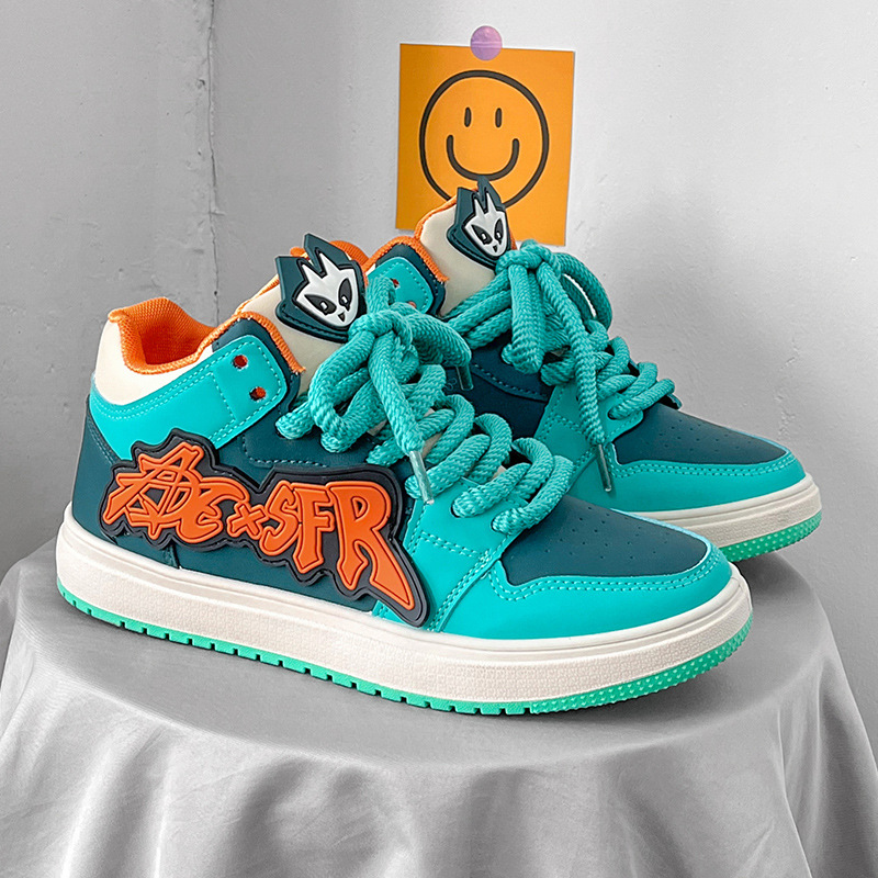Cricketschuhe für Herren, neue kleine Teufels-Dopamin-Träger, trendige Sportschuhe, modische lässige Nischen-High-End-Sneaker_voghion.com