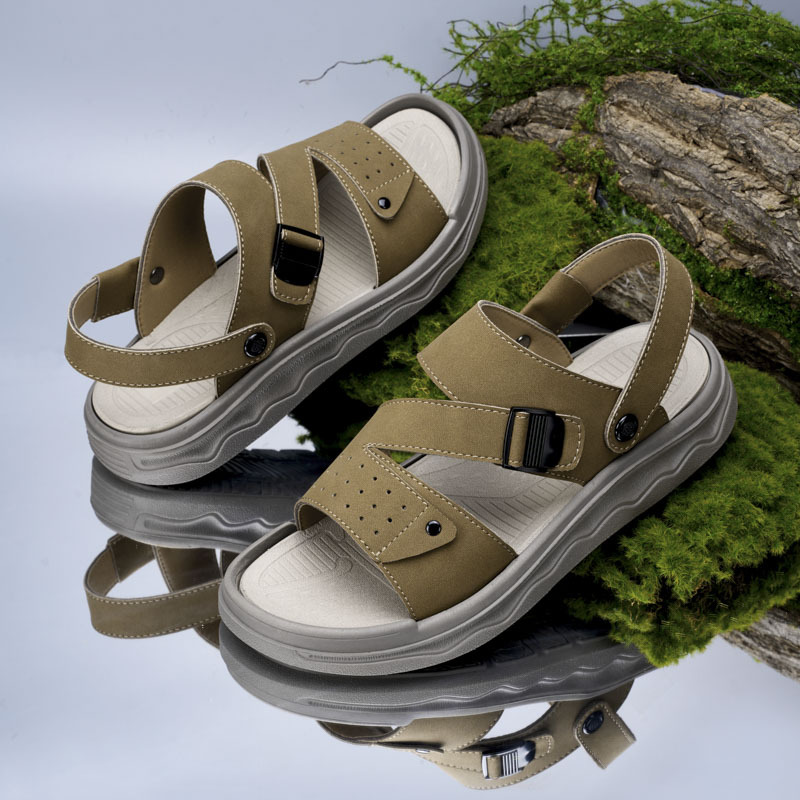 Sandalias para hombre ligero para el hogar al aire libre de doble uso antideslizante y resistente al desgaste 2025 verano nuevo estilo playa tendencia de moda chanclas image 3