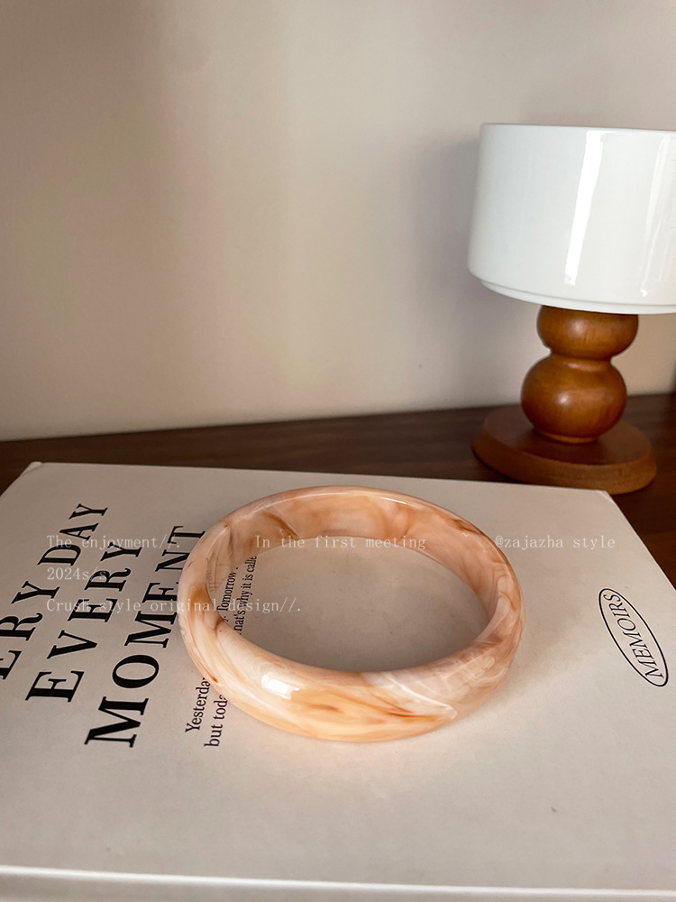 Cinnamon acetic acid