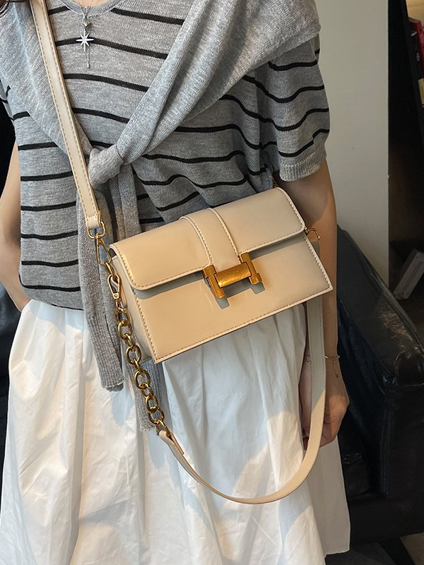 Bolso Bolso bandolera femenino 2025 nuevo estilo transfronterizo moda nicho luz lujo retro viajero cadena de un solo hombro pequeño bolso cuadrado