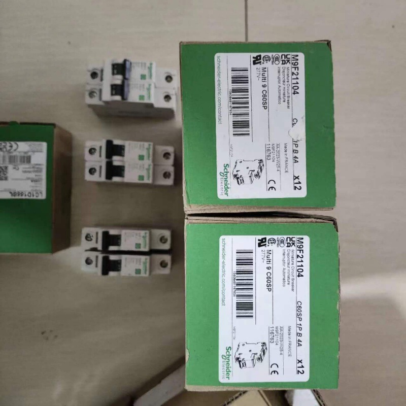 Original brand new original circuit breaker M9F17404 M9F17406M9A26476/EA9RN3C6330CA