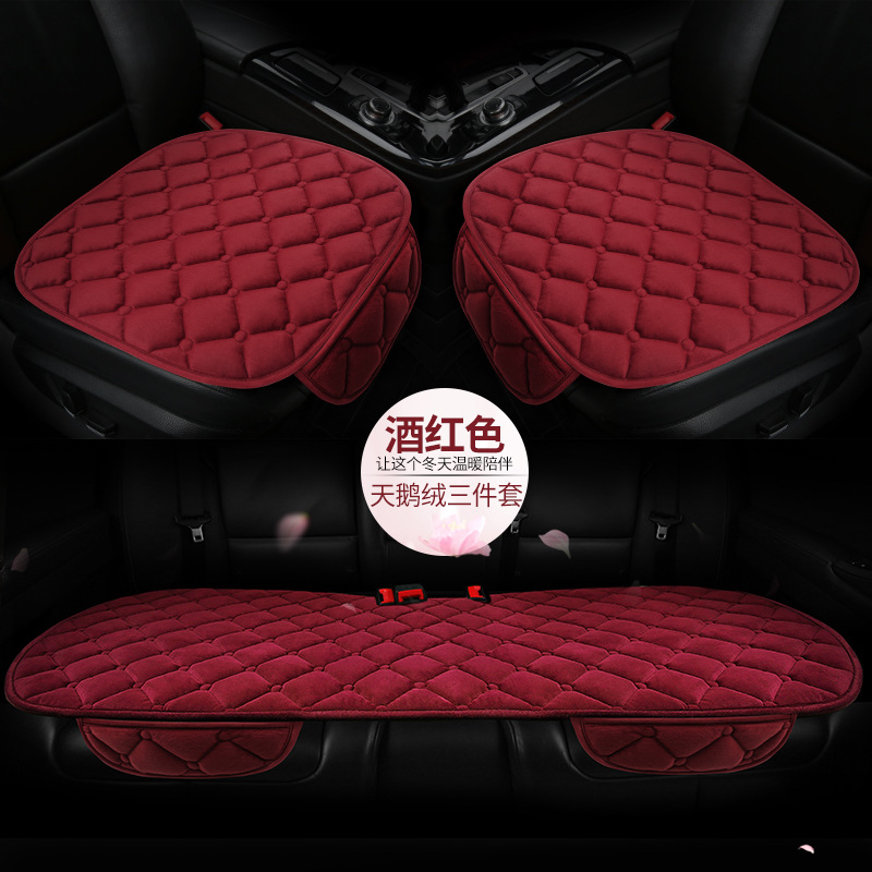 빨간색 작은 조각 3개