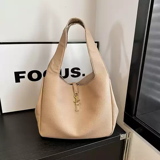 Large Capacity Bucket Bag 2024 New Style Shopping Casual Shoulder Bag Women's Spring Beautiful Unique Solid Color Tote Bag