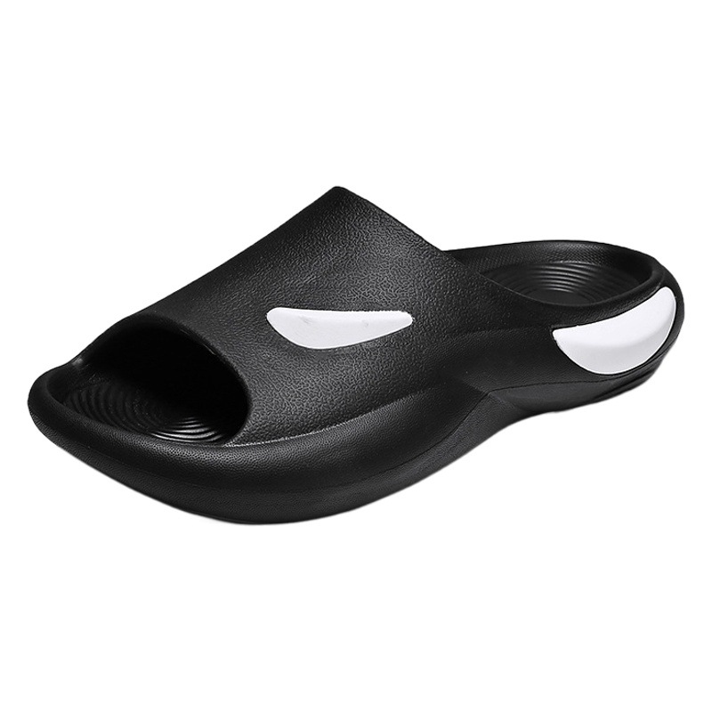 Zapatillas para hombres versátiles nuevas zapatillas de verano para pisar mierda sensación de zapatillas casuales zapatillas suaves