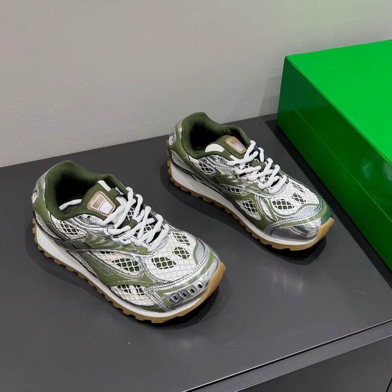 Wang Yibo Style Silver Dad Shoes for Women, New Summer Model, Thick-Soled Height-Increasing Retro Mesh Breathable Sneakers for Men
