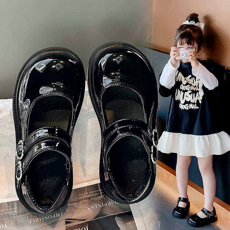 Zapatos de cuero para niñas 2025 primavera y otoño nuevos zapatos de rendimiento negro para niños zapatos princesa de estilo extranjero zapatos de moda para niños grandes image 5