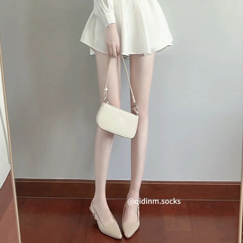 Internet celebrity Givenchy stockings women's summer pantyhose leggings ultra-thin bare leg artifact any cut anti-snag silk jk large size black silk