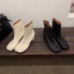 ニッチファッション 本革 ピッグスキン フィンガーシューズ 太ヒール 厚底 マーティンブーツ ショートブーツ レディース ファッションブーツ 秋冬
