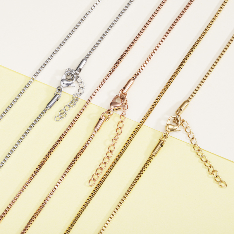 Pulsera de acero inoxidable Fabricante en stock de vacío de acero inoxidable de galvanoplastia de color a juego accesorios de joyería de la cadena de la Caja cabeza de presión pequeña cadena colgante