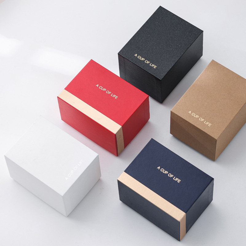 Taza simple embalaje de caja de regalo cajas de taza de cerámica embalaje de regalo cajas de regalo coloridas impresión LOGO