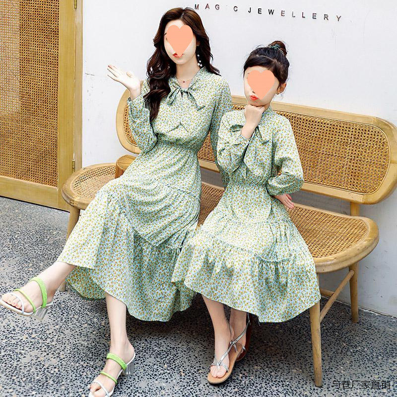 高級ネットセレブ親子服2025秋新作トレンド母娘服おしゃれプリンセスビーチドレスと路地|undefined