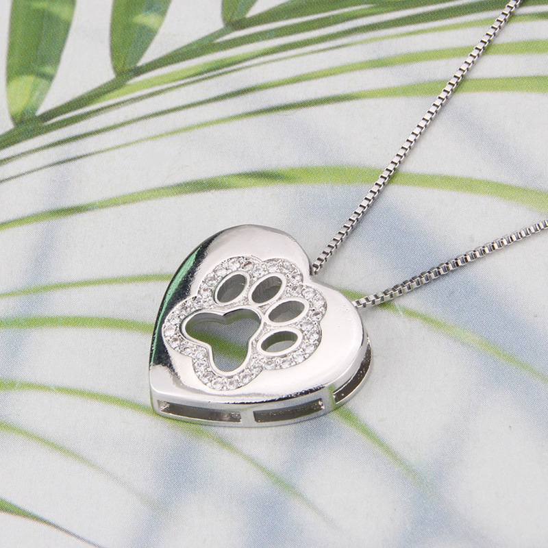 Nihaojewelry Collier De Griffe De Chat En Forme De Coeur En Zircon Incrusté Simple Bijoux En Gros display picture 6