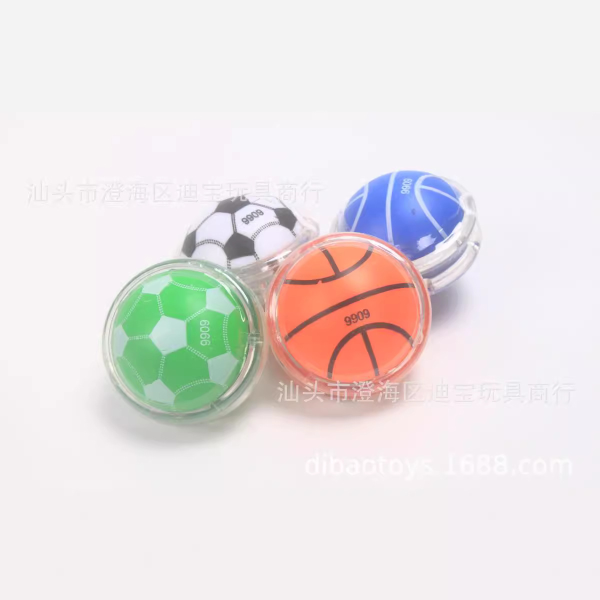 5厘米足球篮球悠悠球75MM扭蛋玩具赠品