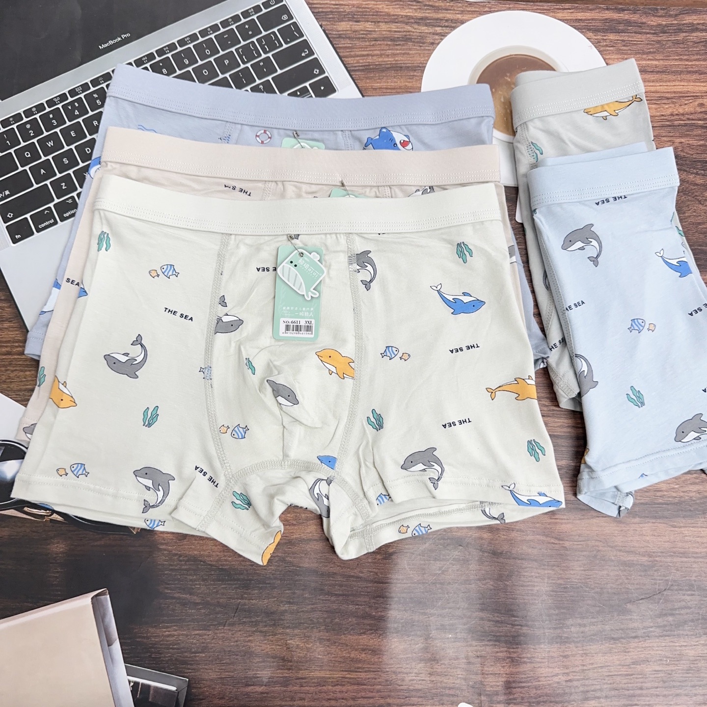 Whale Coco Big Boys Underwear Rc Soft Cotton 7A Mulberry Silk Antibacterial Inner Crotch Boys Boxer Briefs Wholesale