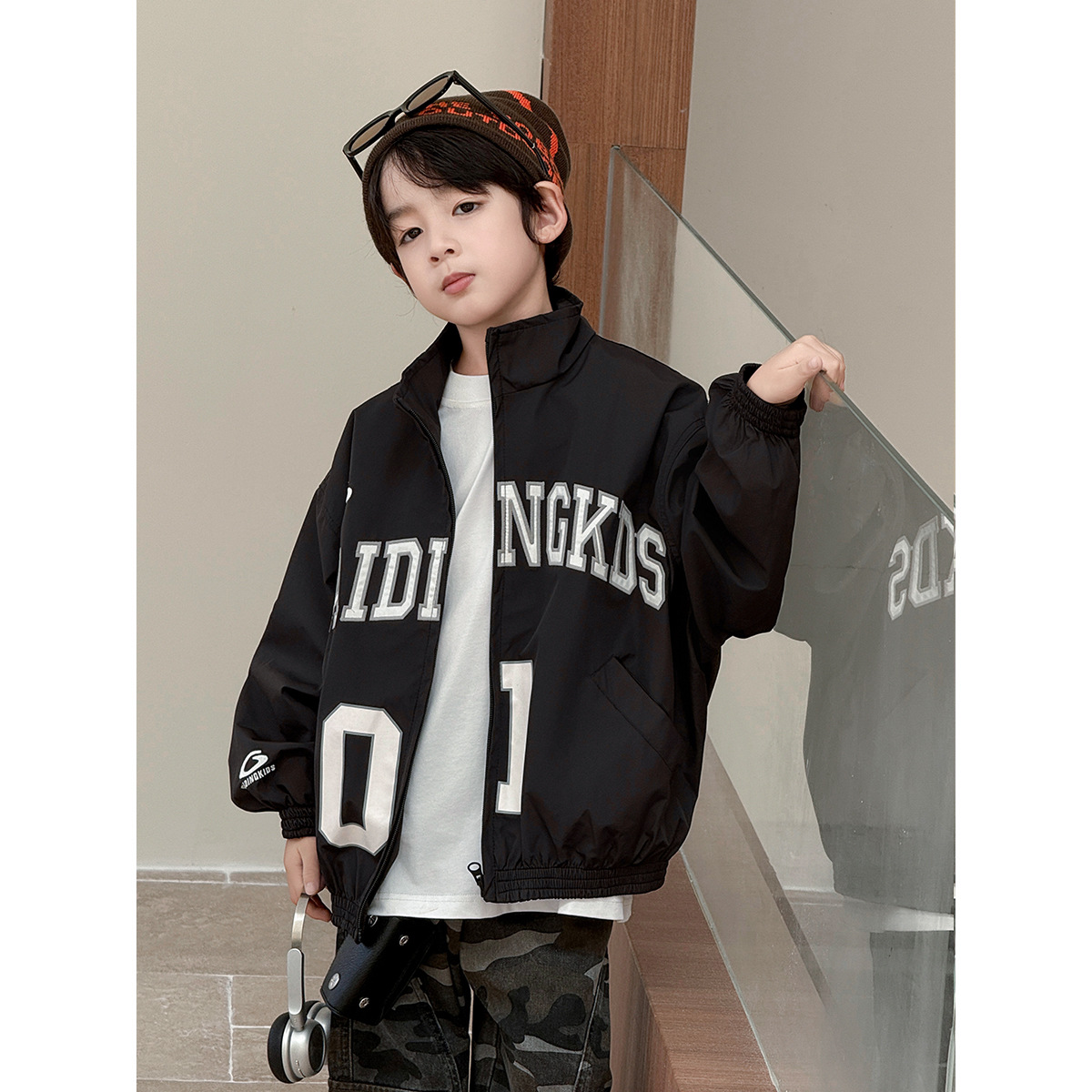 Children's 2026 Spring/Autumn Casual Long-Sleeved Jacket with Lettering, Korean Style, Fashionable Top for Boys and Girls