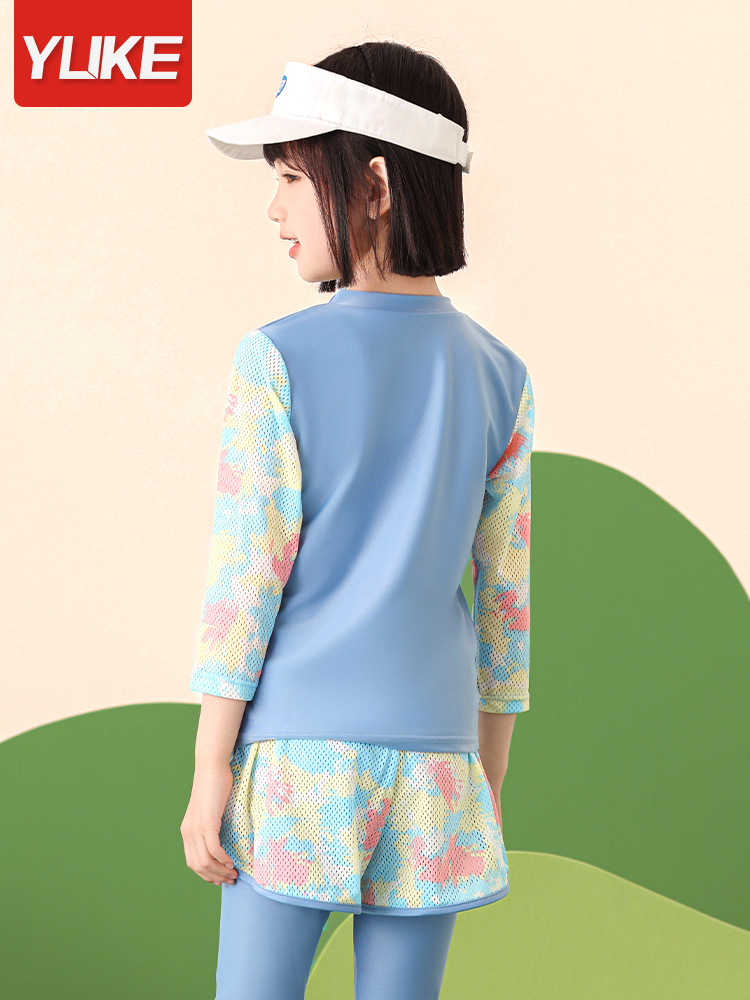 Children's split swimwear