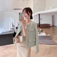 Xiaoxiangfeng ジャケット秋の女性の新しいトップレトロなデザイングリーンスリム気質セレブショートジャケット