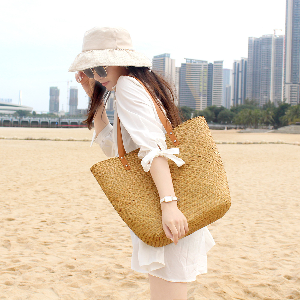 Hand-Woven Straw Bag - Handmade Shopping Tote, Beach Handbag, Shoulder Bag For Women, Large Capacity Casual Vacation & Travel Bag - Thumbnail 2