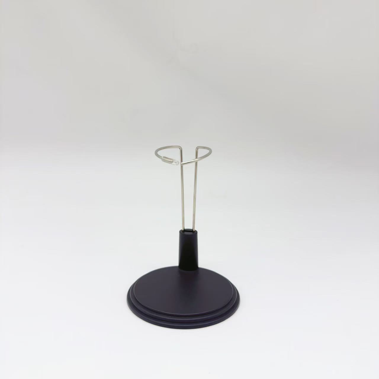 15cm stand (black) height 7-9cm