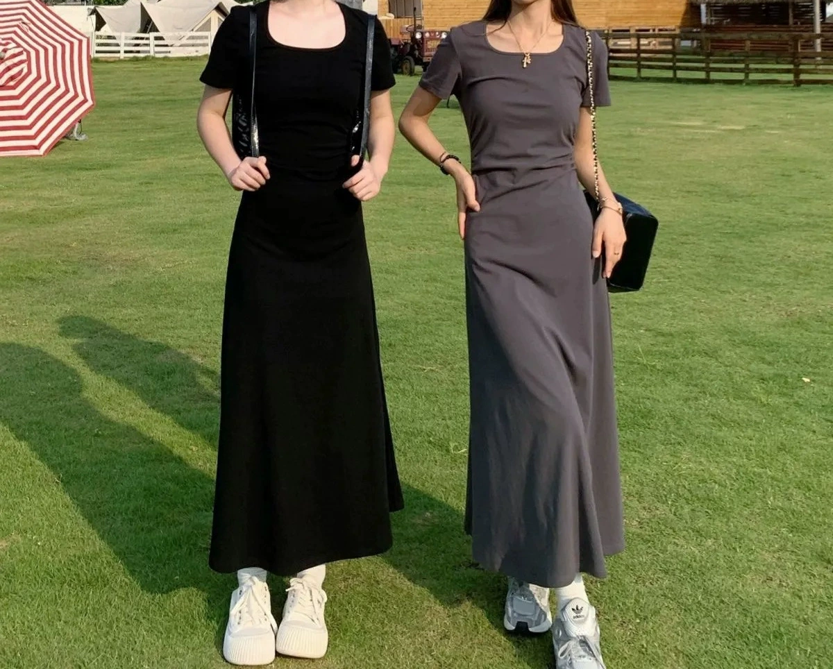 Французское повседневное плиссированное платье с защипами на талии для женщин, летнее новое утягивающее платье средней длины с квадратным вырезом для женщин