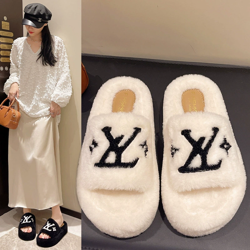 Модные женские тапочки на толстой подошве с мехом, подходят для улицы, новая осенне-зимняя коллекция 2025 года, удобные хлопковые тапочки с буквенным принтом, стильная женская обувь.