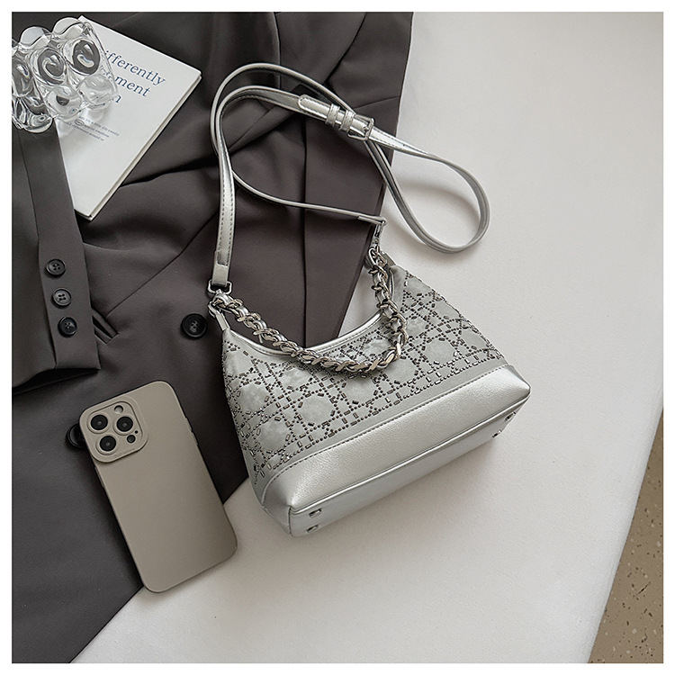Trendy and stylish underarm bag for women 2025 summer new versatile and fashionable single-shoulder bag, chain denim crossbody bag undefined