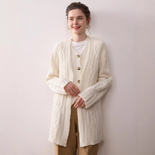 2025秋冬新款长袖宽松显瘦慵懒风中长款外套纯色山羊绒针织开衫女