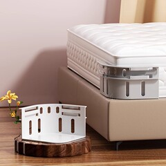 シーツ固定器はシングルベッドで滑り止めをしています。