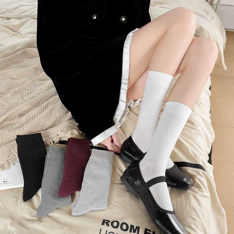 Анкорские красные носки осенние и зимние женские носки