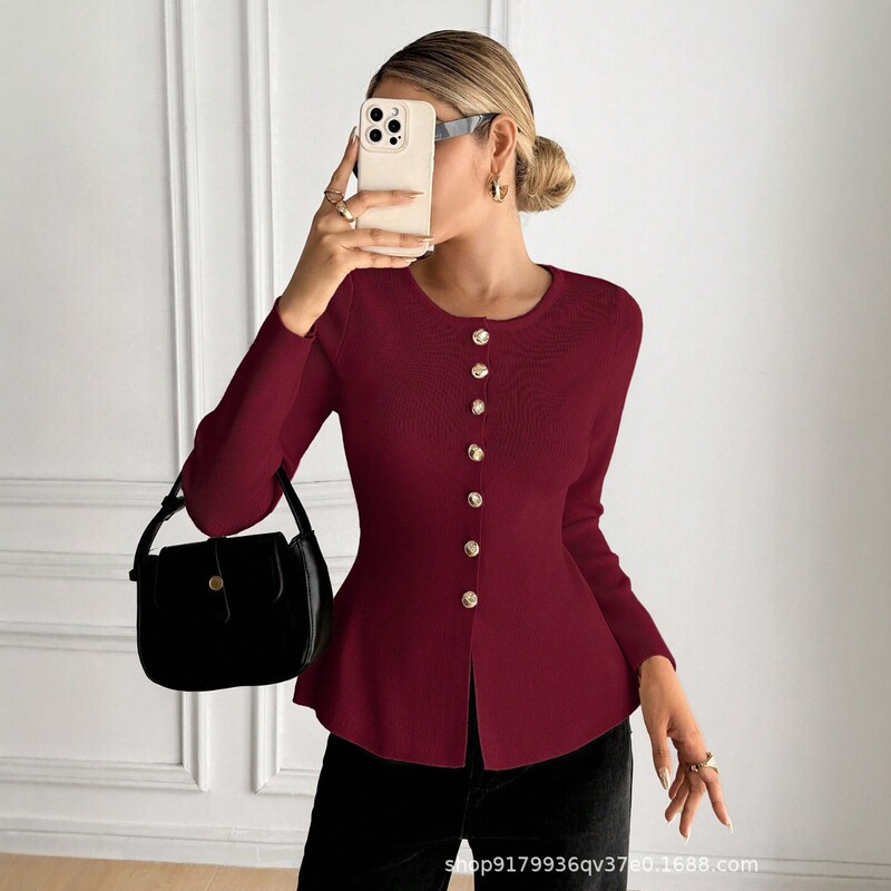 2026 New European and American Style Knitted Cardigan for Women, Slim Fit with Metal Buttons, Long-Sleeve Sweater Jacket, Fashionable Versatile Top 2026 New European and American Style Knitted Cardigan for Women, Slim Fit with Metal Buttons, Long-Sleeve Sweater Jacket, Fashionable Versatile Top