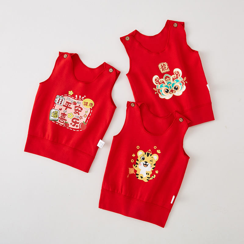Baby vest, red for autumn, winter, and spring, perfect for newborns, warm and cozy, festive red vest for New Year's greetings.