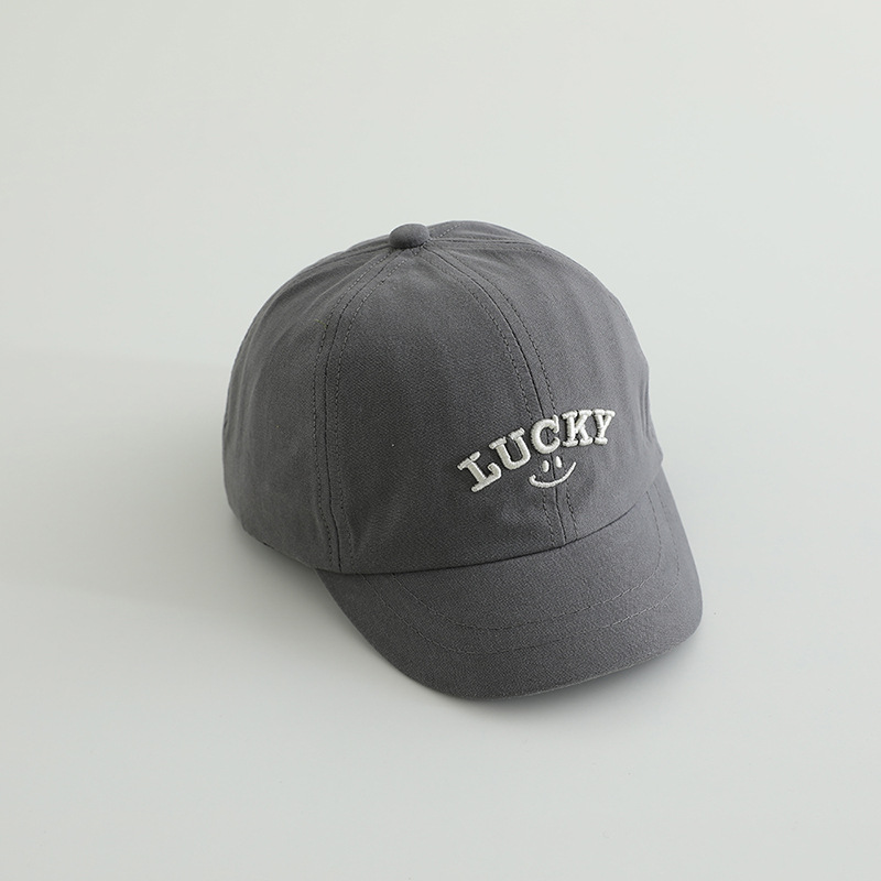 2-5 Primavera y otoño delgada sombrero para bebés coreanos boina para niños sombrero de béisbol de estilo extranjero sombrero de lengua de pato con sombrero de moda