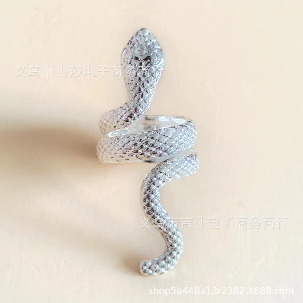 El comercio exterior de Europa y América largo fresco de los hombres guapos patrón de serpiente anillo punk estilo en forma de serpiente animal retro exagerado 4 piezas anillo conjunto