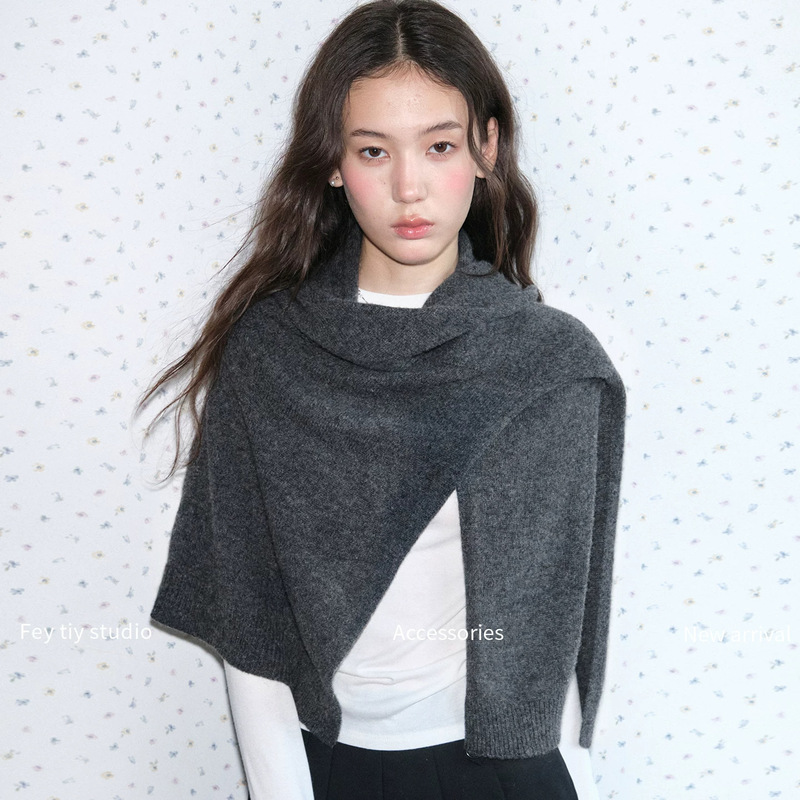 Australian 100% pure wool oversized T-shaped knitted shawl for women, a warm scarf for autumn and winter, worn as an outer layer, with a knotted design, providing shoulder and neck protection