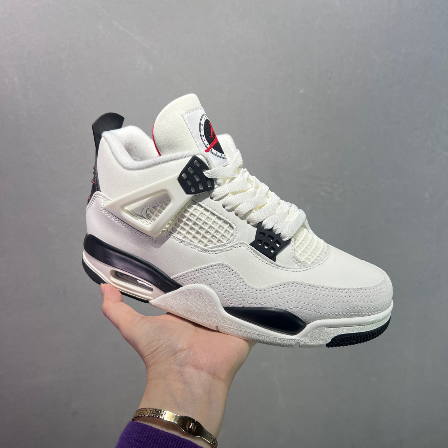 Visión alta aj4 zapatos de baloncesto de cuero gris de seda para hombres zapatos deportivos casuales con almohadilla de aire de fondo grueso para mujeres Kaws nocturario