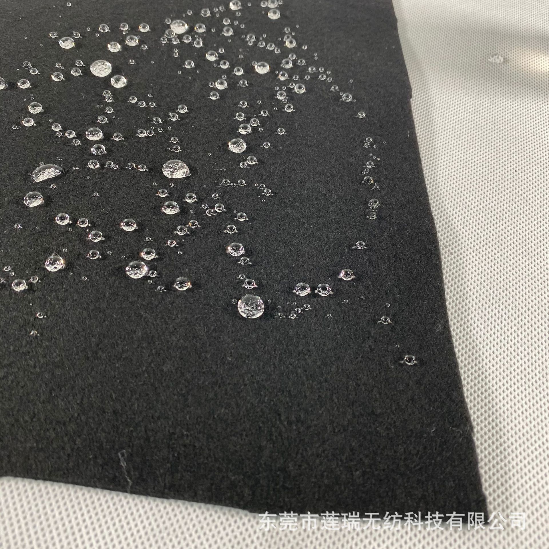 拒水预氧丝黑色阻燃毛毡防水预氧丝毡耐高温隔热黑色阻燃毡阻燃