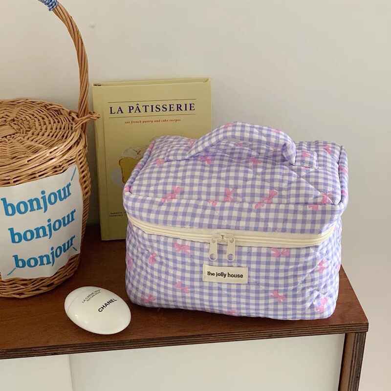 Waffle Cream Cosmetic Bag Large Capacity Student Quilted Storage Bag Portable Soft Portable Toiletry Storage Bag