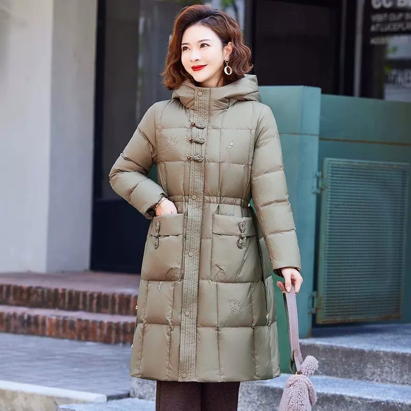 2024洋气中老年羽绒服女装中长款加厚中年保暖时尚妈妈冬装外套女