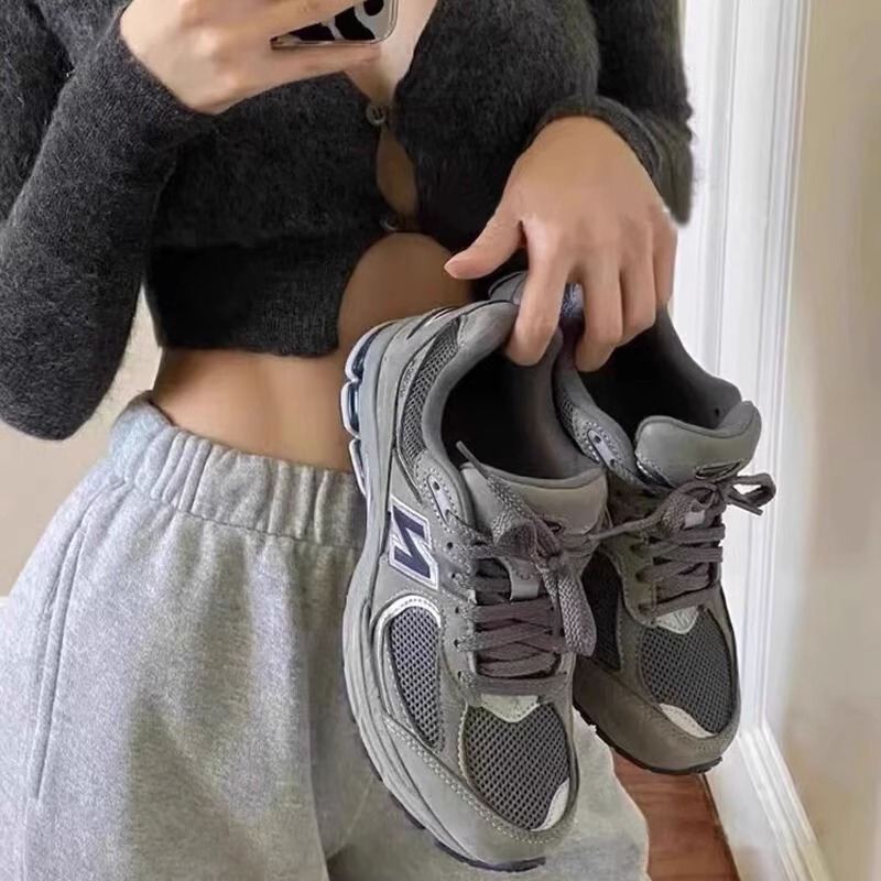 2002R Dad Shoes 2025 Versatile Casual Running Sneakers for Men and Women, Breathable, Lightweight, Non-Slip