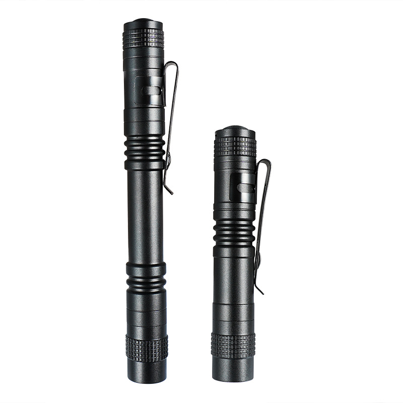 Mini linterna transfronteriza portátil fuerte luz AA batería seca pluma clip de luz regalo luz aleación de aluminio linterna pupila Luz