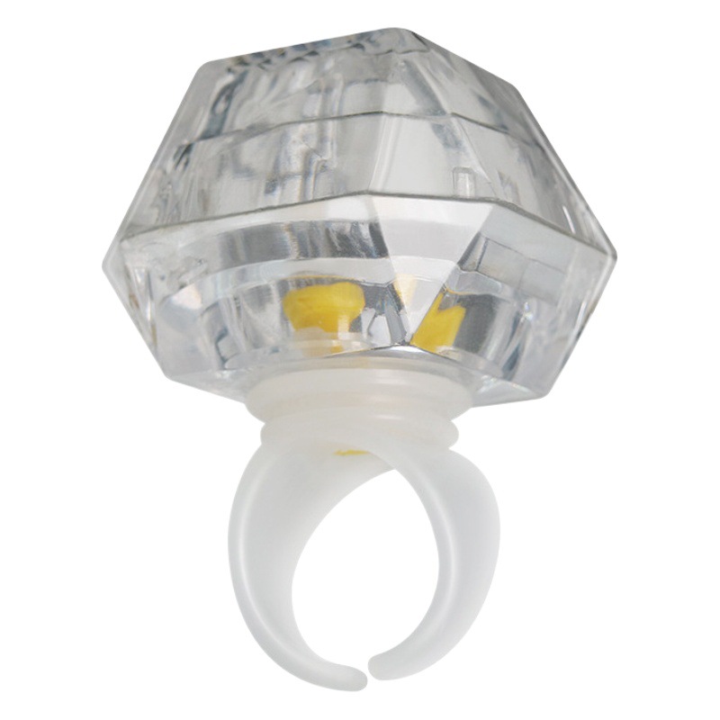 Transfronterizo anillo de diamante luminoso LED colorido flash simulación anillo de diamante dedo barra de luz fiesta alegría apoyos