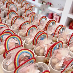 卸売レインボーポータブルバスケット赤ちゃん満月ギフト子供の百日宴会お土産織り誕生日ギフトボックス