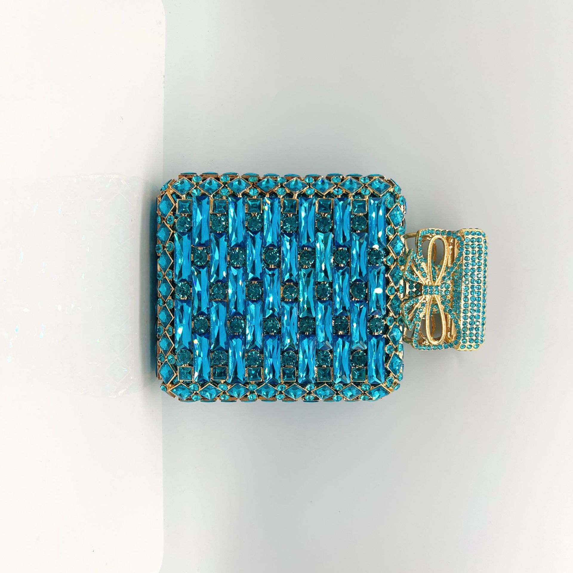 Transfronterizos nueva botella de perfume cuadrada con diamantes bolsas de cena europeas y americanas bolsas de mano de diamantes clutch nuevo oro blanco