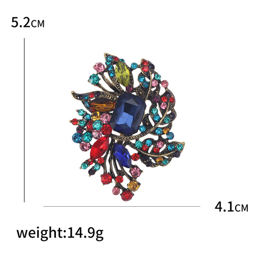Cross-border foreign trade European and American style crystal glass brooch, temperament high-end retro women's clothing accessories brooch