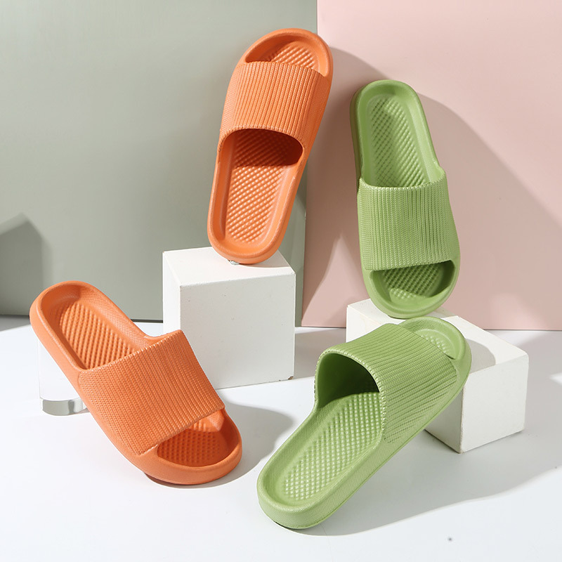 Ready-Made Home Slippers for Women and Men, Thick-Soled, Non-Slip, Casual Bathroom Bathing, Hotel and B&B Slippers Wholesale