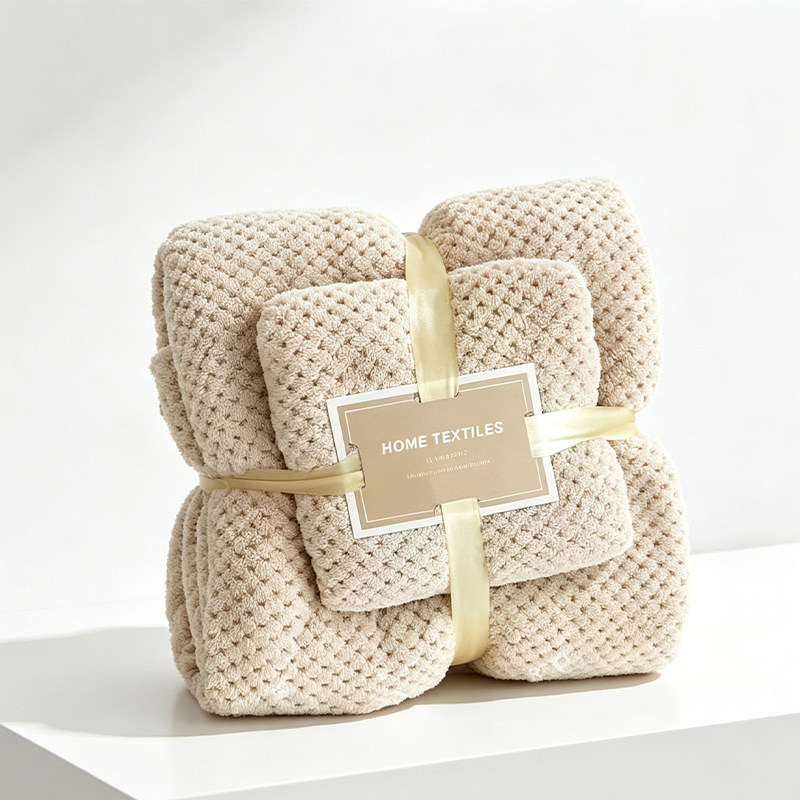 Pineapple toalla de coral toalla de baño de peluche dos piezas engrosada absorción de agua toalla de toalla de baño doméstica conjunto de baño al por mayor