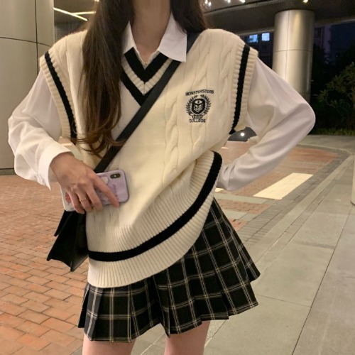 Estilo preppy knitwear para las mujeres primavera y otoño 2024 nuevo diseño sentido nicho suéter chaleco exterior flojo superior