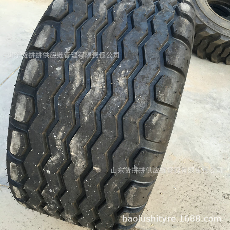15.0/55-17 380/55-17 牧场饲料搅拌车轮胎 曲混花纹