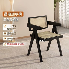 实木床;餐椅;餐桌